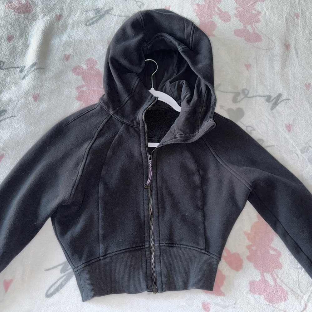 Lululemon Cropped Scuba Hoodie